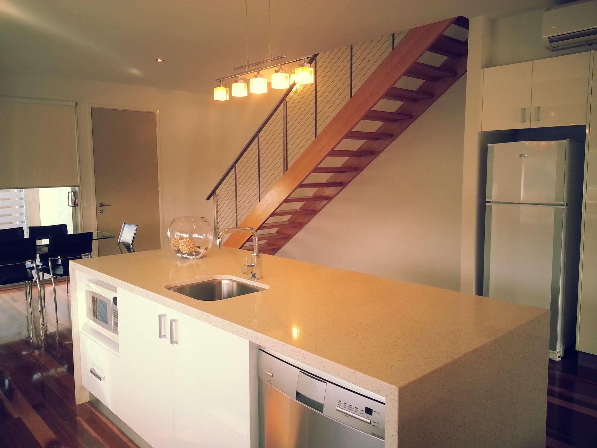 ווארנאמבול 104 On Merri Apartment מראה חיצוני תמונה
